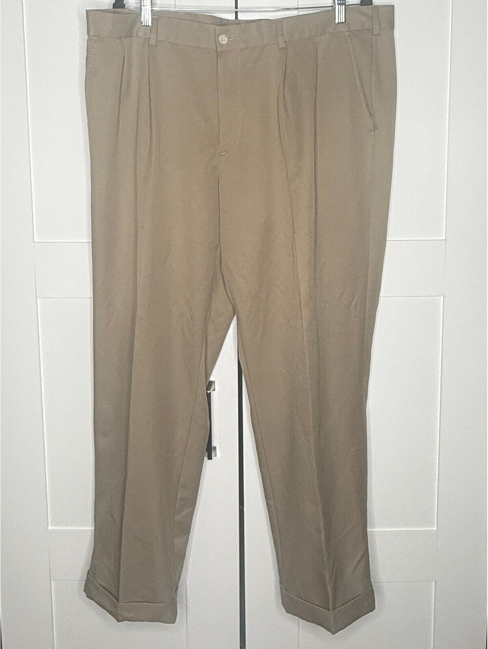 Van Heusson 40x30 Men's Dress Pants